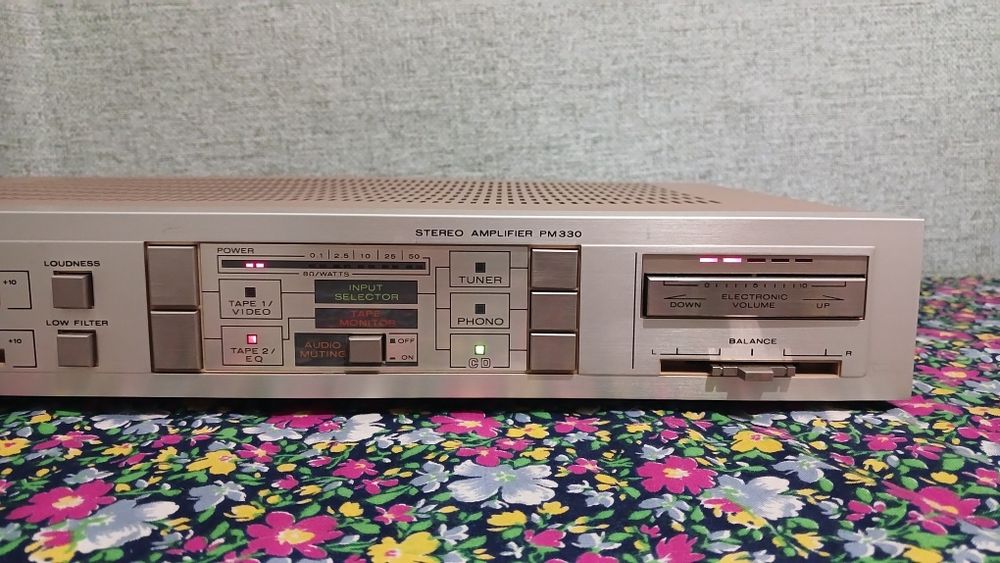 Marantz PM 330 супер сосояние