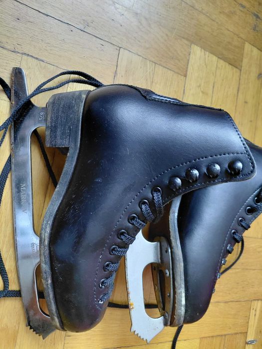 Ковзани для фігурного катання