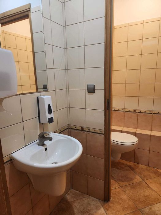 Lokal użytkowy Włodarzewska 191 m2 - gabinety, szkolenia, gastro