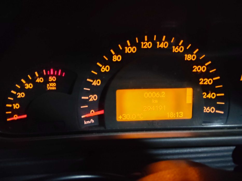 Mercedes C 220 CDI — photo 5