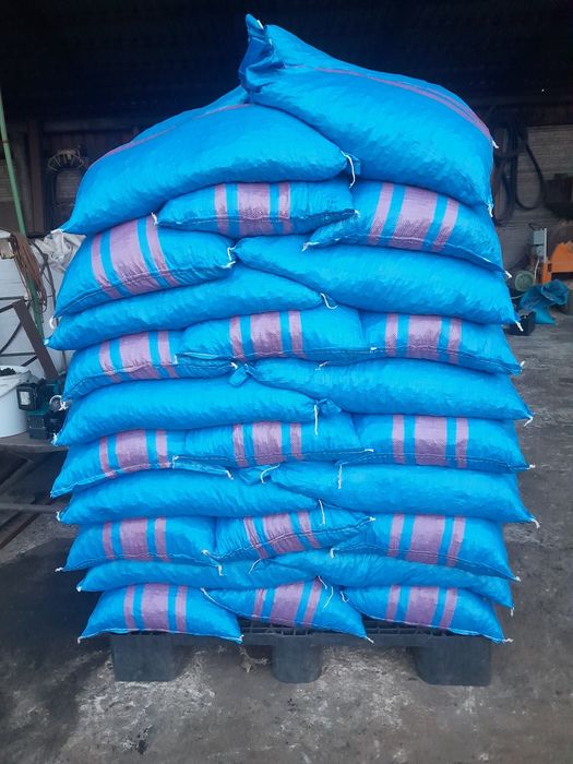 Węgiel groszek do pieców z podajnikiem