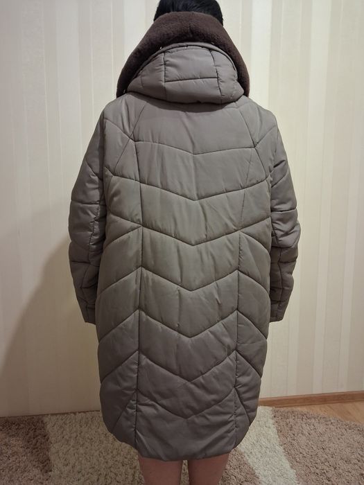 Пуховик женский.