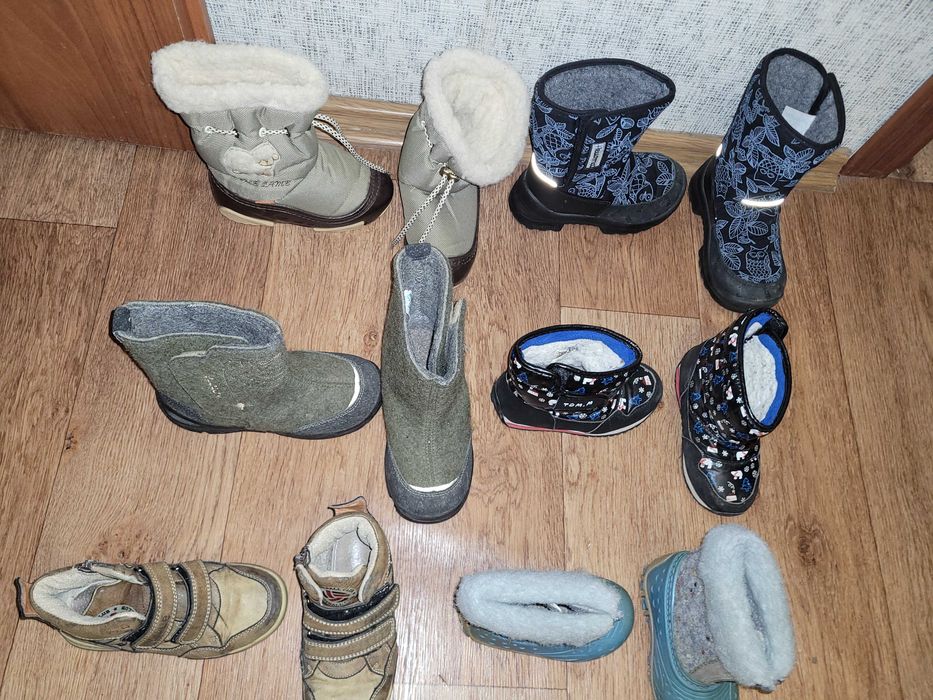 Зимняя обувь на мальчика и девочку