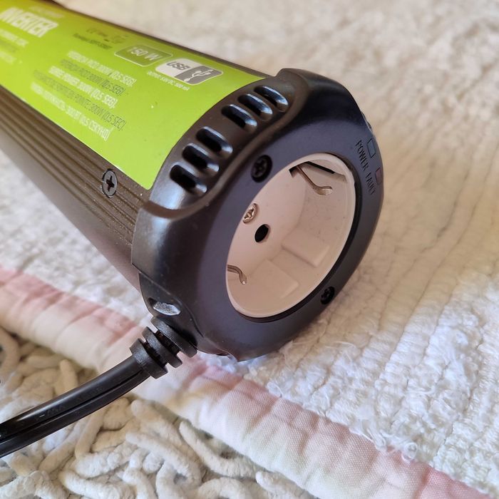 Tomada eletricidade no carro - carregador 220 TOMADA + USB 300 W
