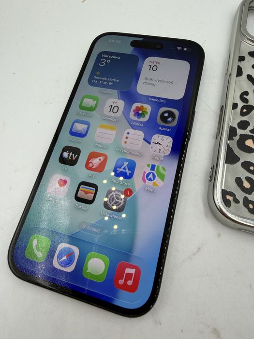 Smartfon iPhone 16 128GB, bateria 92%, bdb stan, Bez blokad