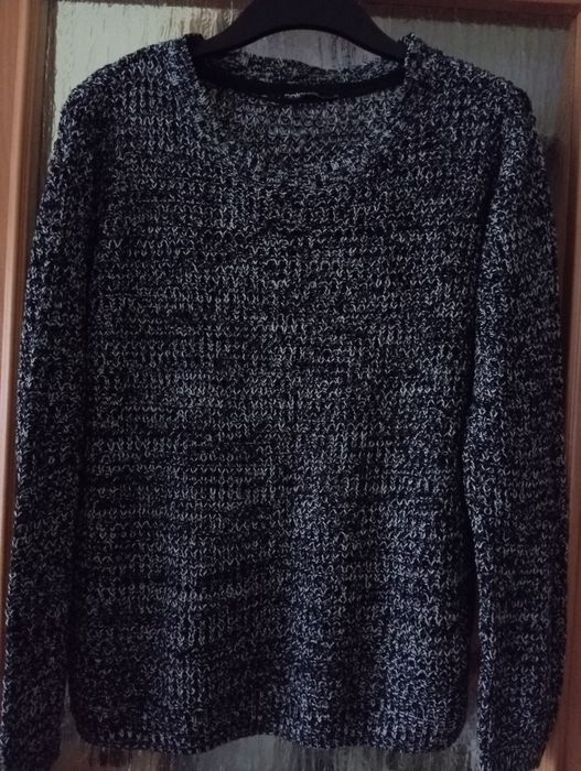 Sweter czarno biały melanż