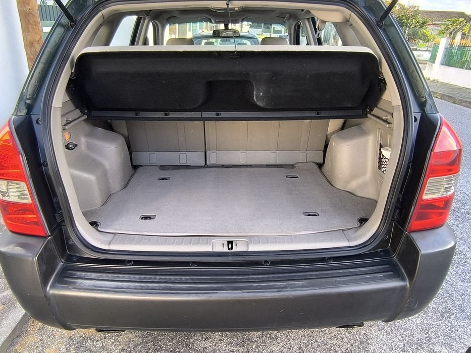 Hiunday Tucson  procura nova paragem