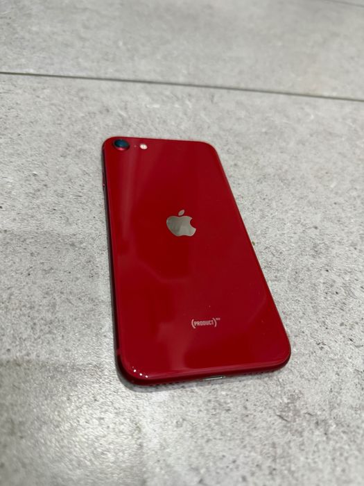 iPhone SE 3 (2022) Red