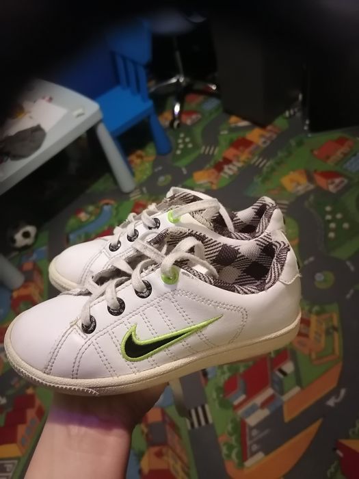 Nike dziewczęce.
