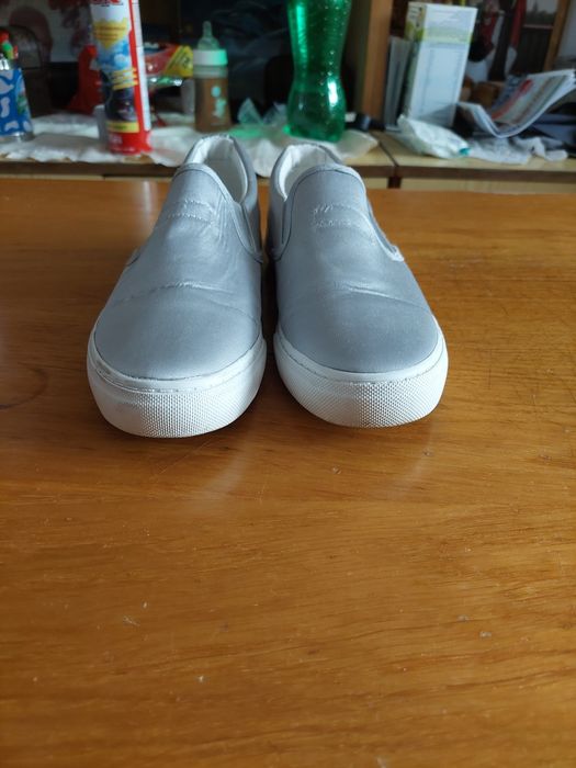 Sprzedam buty bezsznurowe