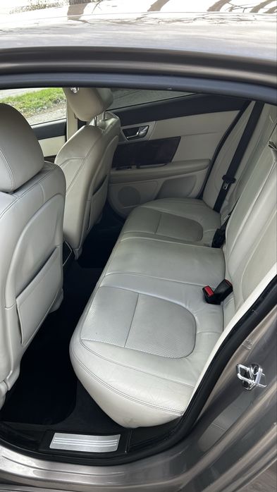 Sprzedam Jaguara XF 2.2D