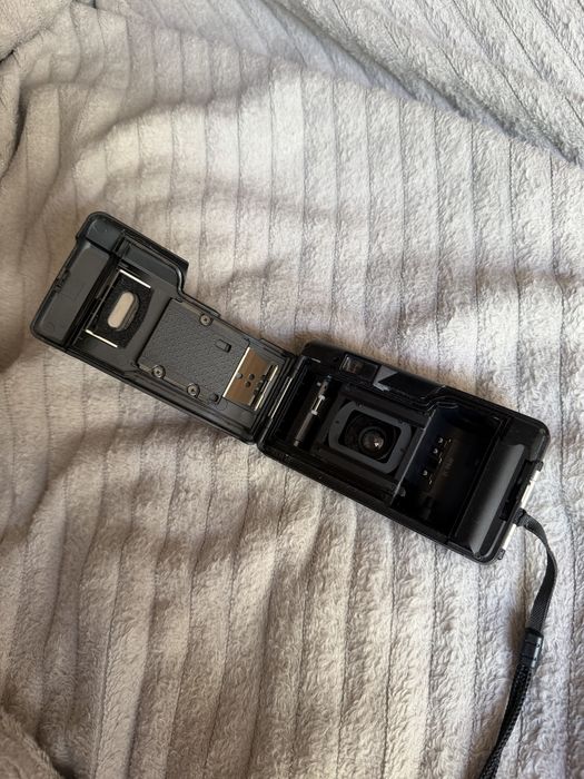 Плівковий фотоапарат Olympus superzoom 70g