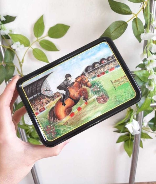 Piękne blaszane pudełko vintage pudło do przechowywania ozdobne konie