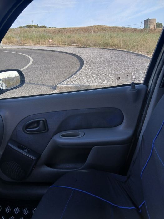 Renault clio 1999