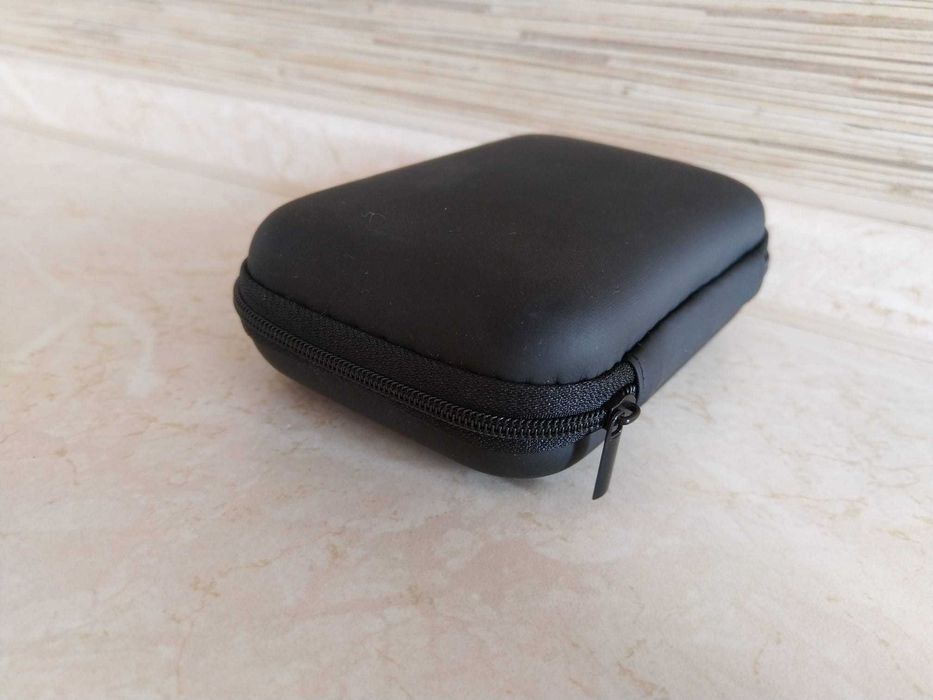 Zestaw Podróżny Telefon Tablet itp. Ładowarka Etui Kabel 3 w 1 POCZTEX