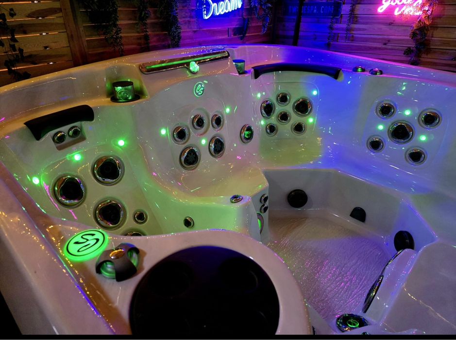 Super promocja tylko do końca roku Jacuzzi Sundance Coast Spas