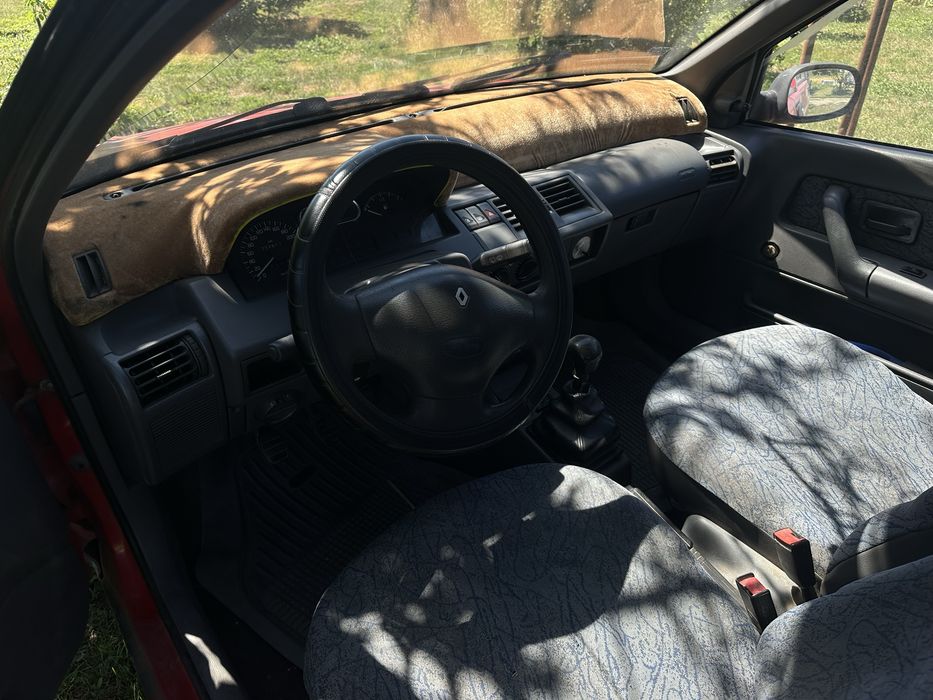 Продам Renault clio 1