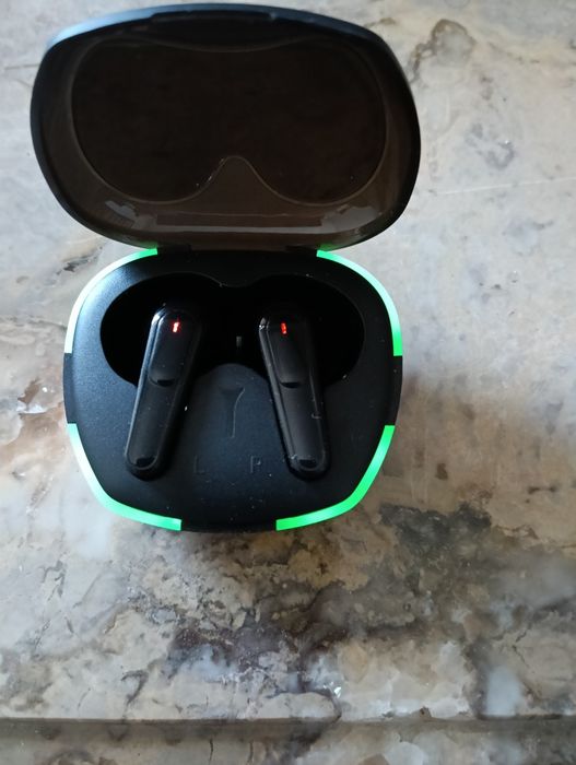 Fones de ouvido bluetooth