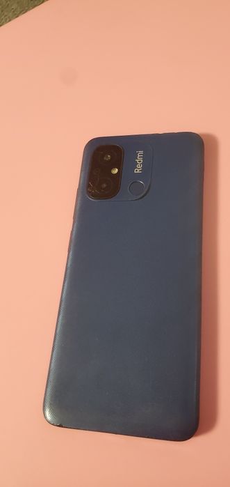 Redmi 12c на 64 gb