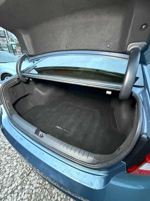 Продам Hyundai Sonata 2015 рік можлива розстрочка,кредит,обмін!