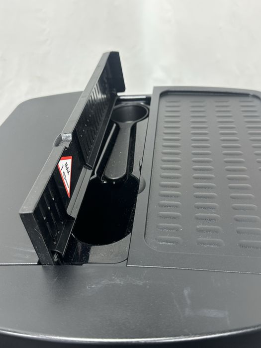 Кавоварка кофемашина Delonghi Magnifica ESAM3000.B