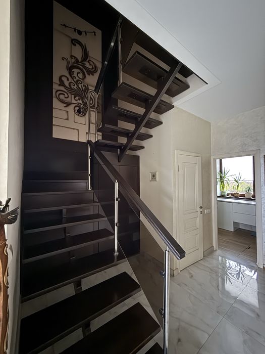 NEWStreet! Продам Двоповерховий будинок по вул.Єськова