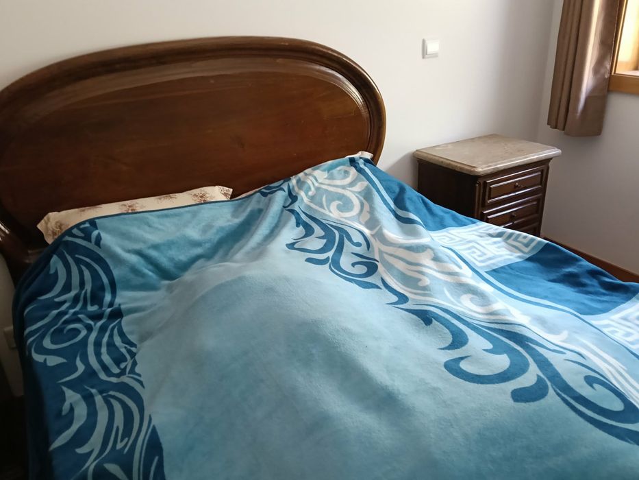 Cama de casal, moveis