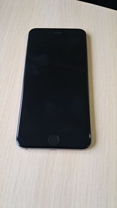 Продам айфон 6 plus 64гб неверлок