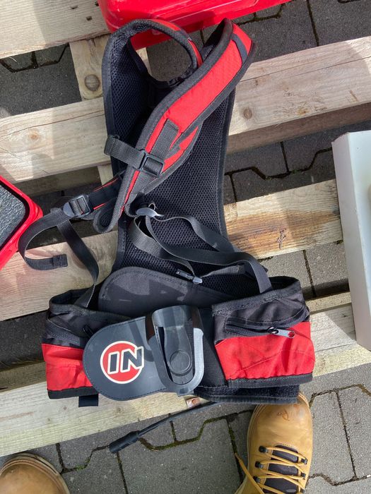 Tesoura de poda elétrica