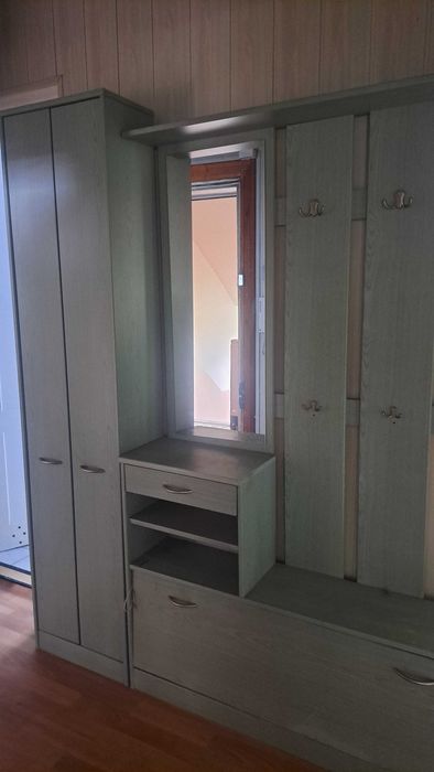 Meble na korytarz