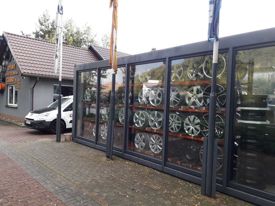 FELGI ALUMINIOWE j.nowe  17 oryginał AUDI Q2 A3 7jx17 5x112 et45