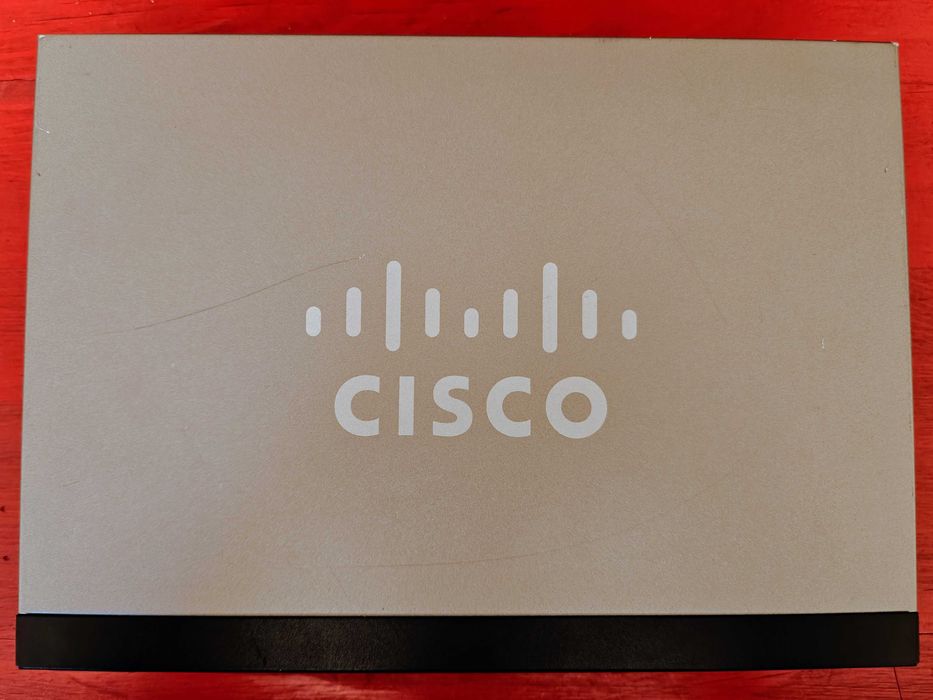 Cisco RV325 - Gigabit Dual WAN VPN router, sprawny, z zasilaczem