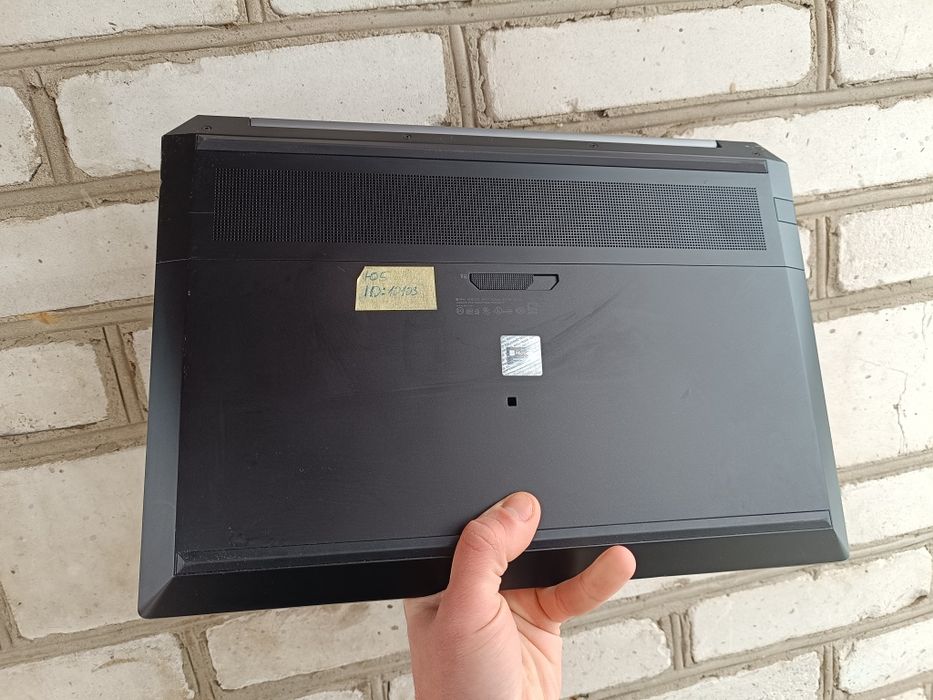 6 ядер Ігровий ноутбук HP Zbook 15 (i7 8850H/16/512/Р1000)