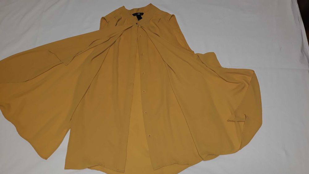 Комплект: Блуза H&M, спідниця з льону, майка трикотажна, шорти джинсов