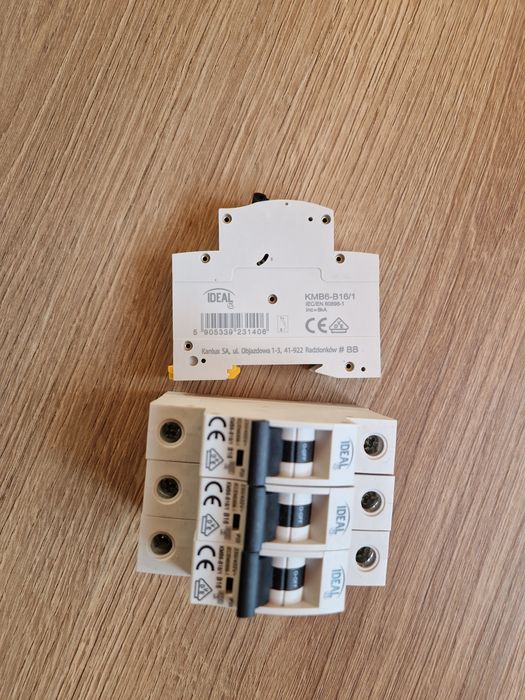 Wyłącznik Nadprądowy Bezpiecznik 16A Ideal