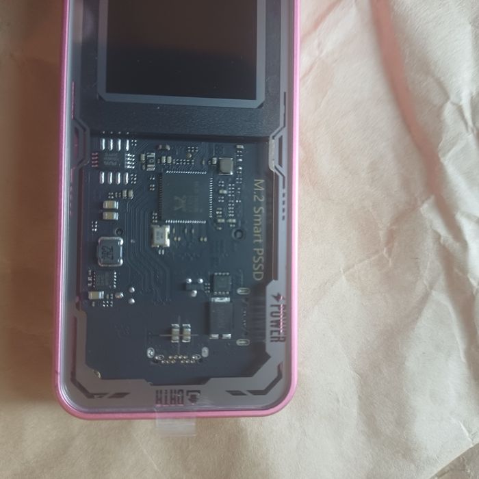 корпус для SSD-накопичувача