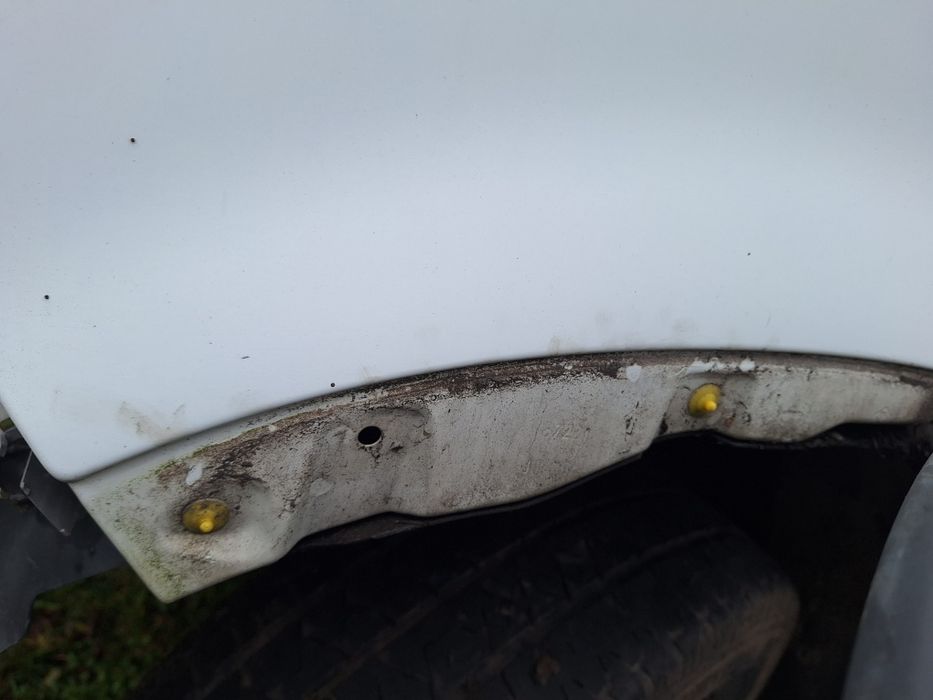 Крило renault master 2