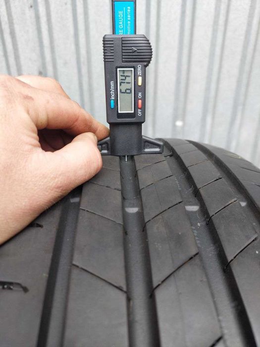 Резина Шини 225 55 R18 Bridgestone Turanza T005