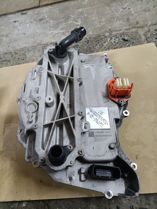 Інвертор електродвигуна передній Тесла 3/Y