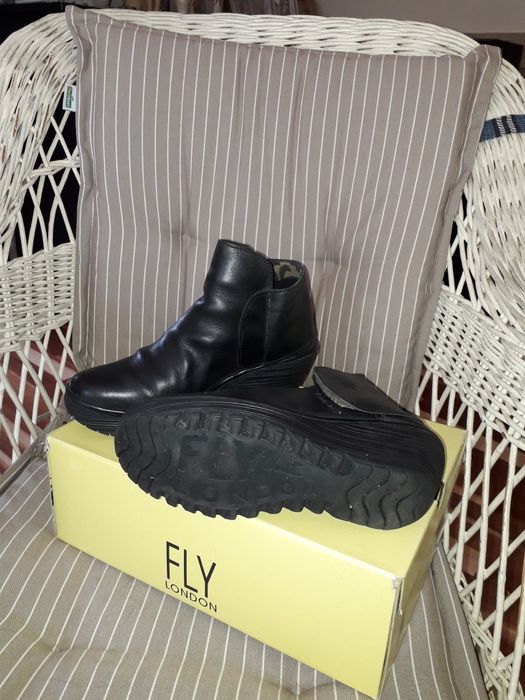 Buty Fly London,Yoggi