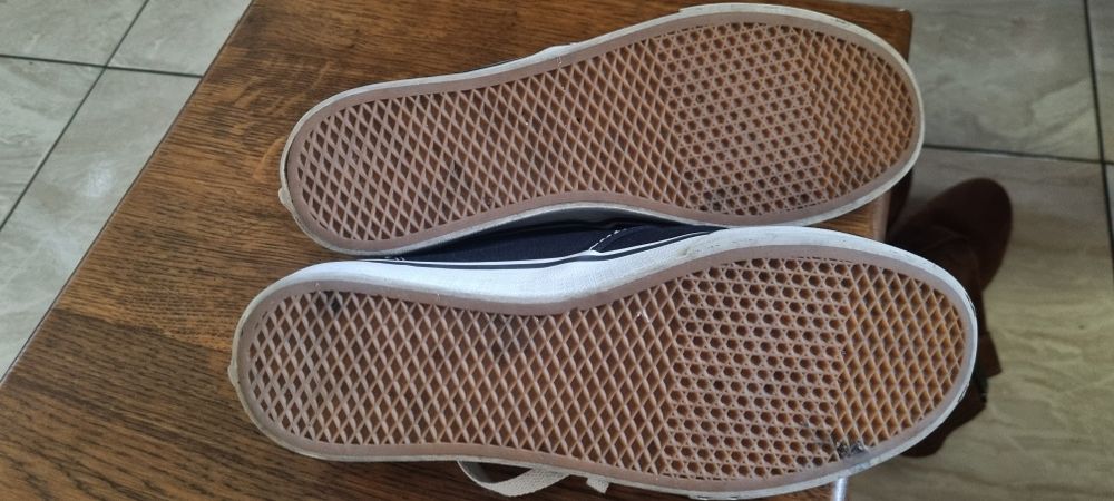 Vansy damskie na platformie