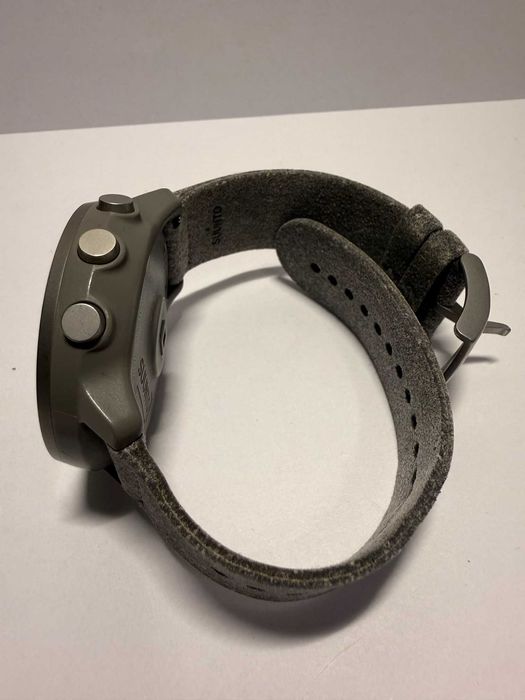 Zegarek Suunto 7 Titanium Stone Gray, wyświetlacz dotykowy AMOLED