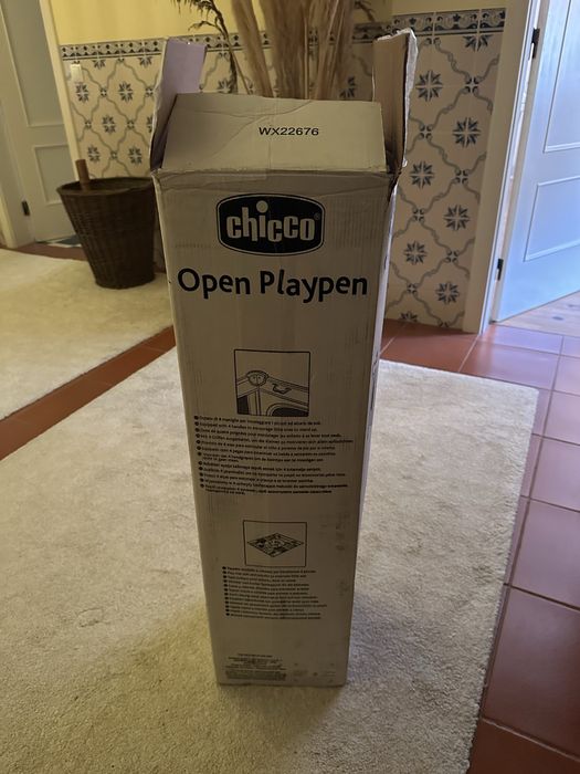 Chicco open playpen