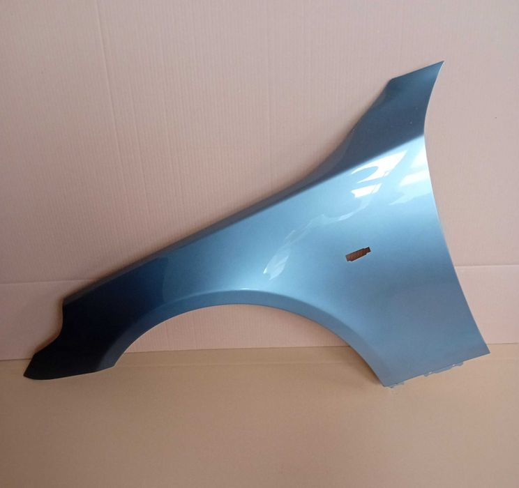 BMW 5 E60 E61 03-10r błotnik lewy w kolorze szarym A08