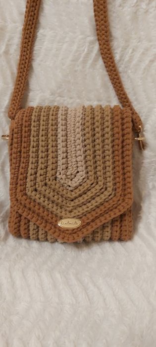 Torebka z grubej przedzy- rękodzieło