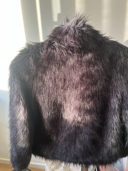 Casaco em pelo sintectico tam. 42