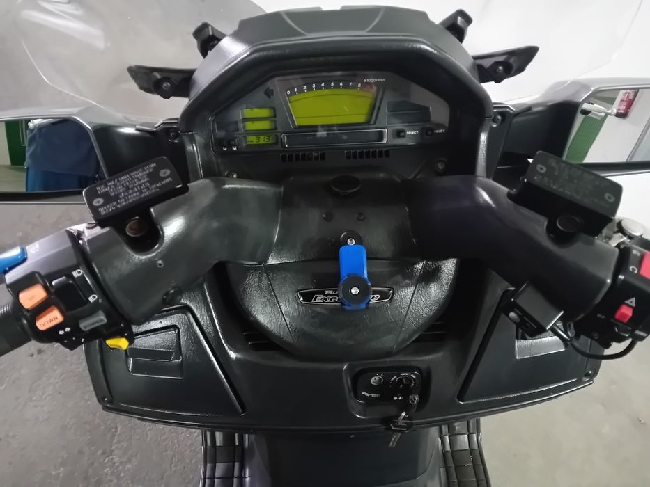 Suzuki Burgman 650 Executive  é Máquina