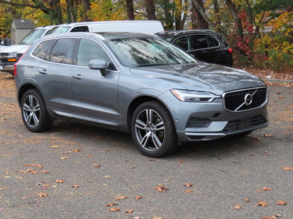 Volvo XC60 T6 Momentum      2019