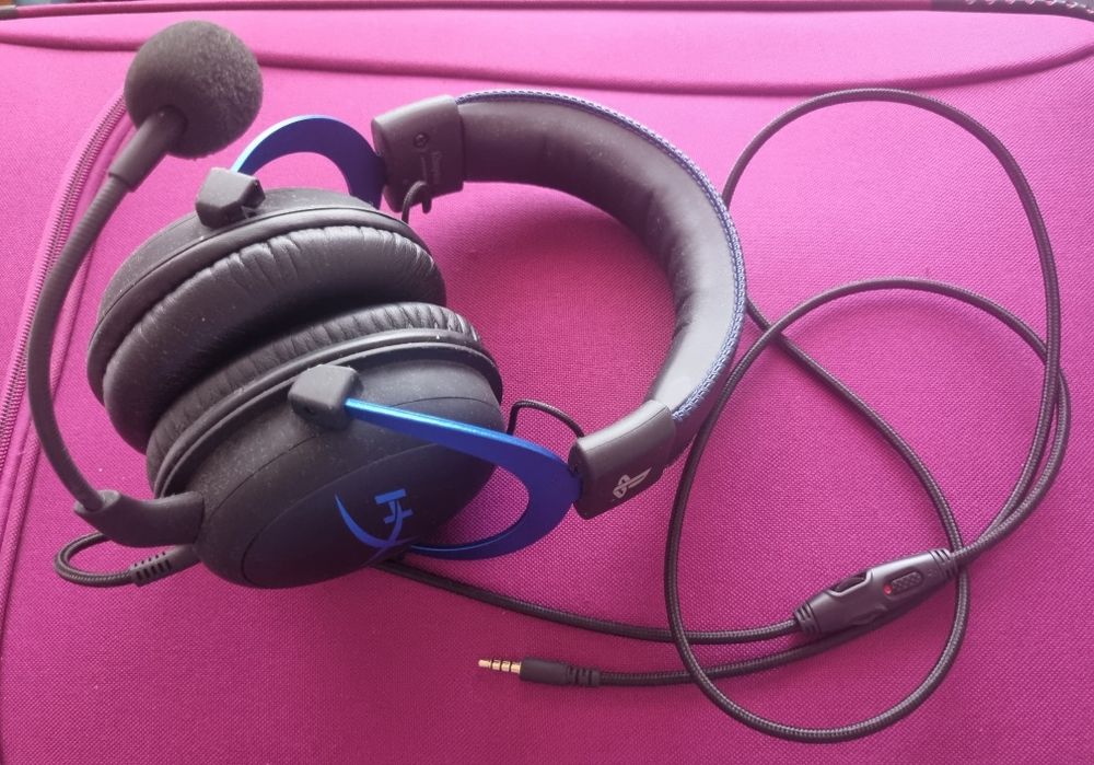 Conjunto - Computador + Rato + Teclado  + Auscultadores