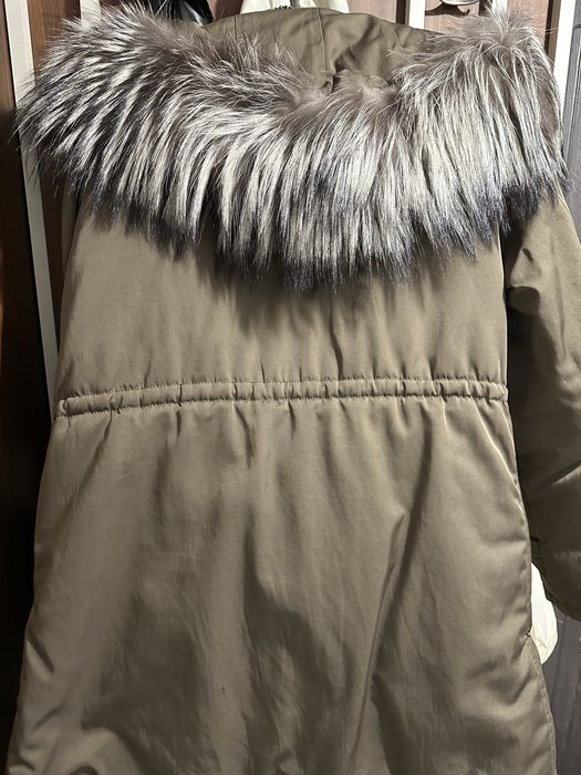 Парка з натуральним хутром чорнобурки